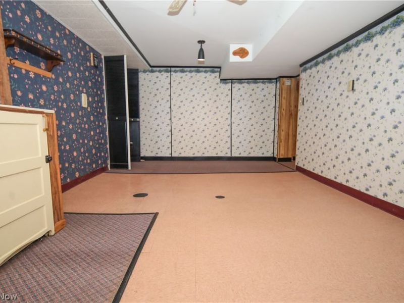 401 W Vine Street, Martins Ferry, OH 43935 Photo 27