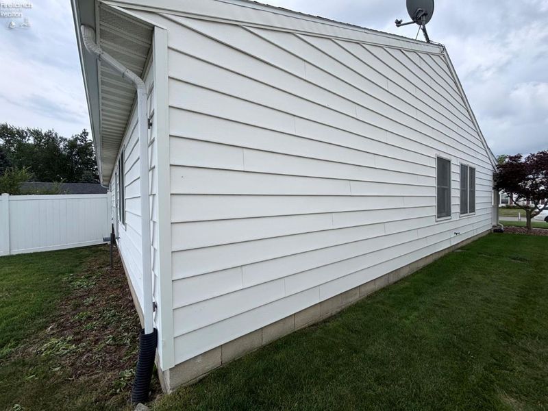 326 Brinker Street, Bellevue, OH 44811 Photo 24