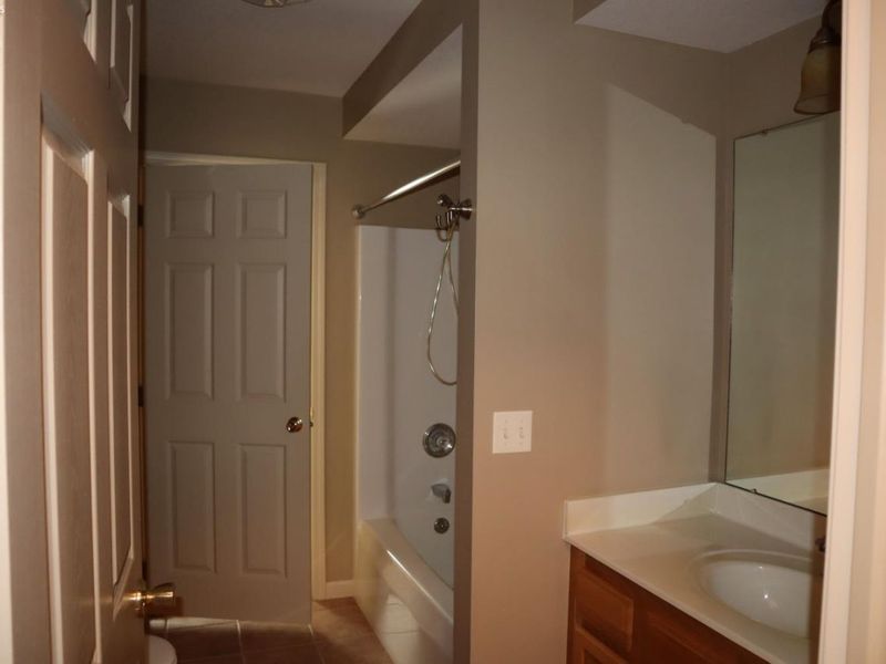25 Falcon Crest Drive, Unit A, Norwalk, OH 44857 Photo 17
