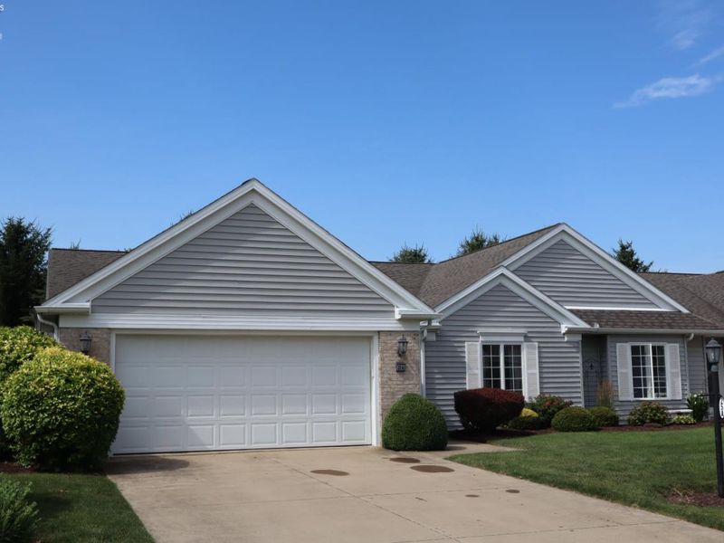 25 Falcon Crest Drive, Unit A, Norwalk, OH 44857 Photo 22