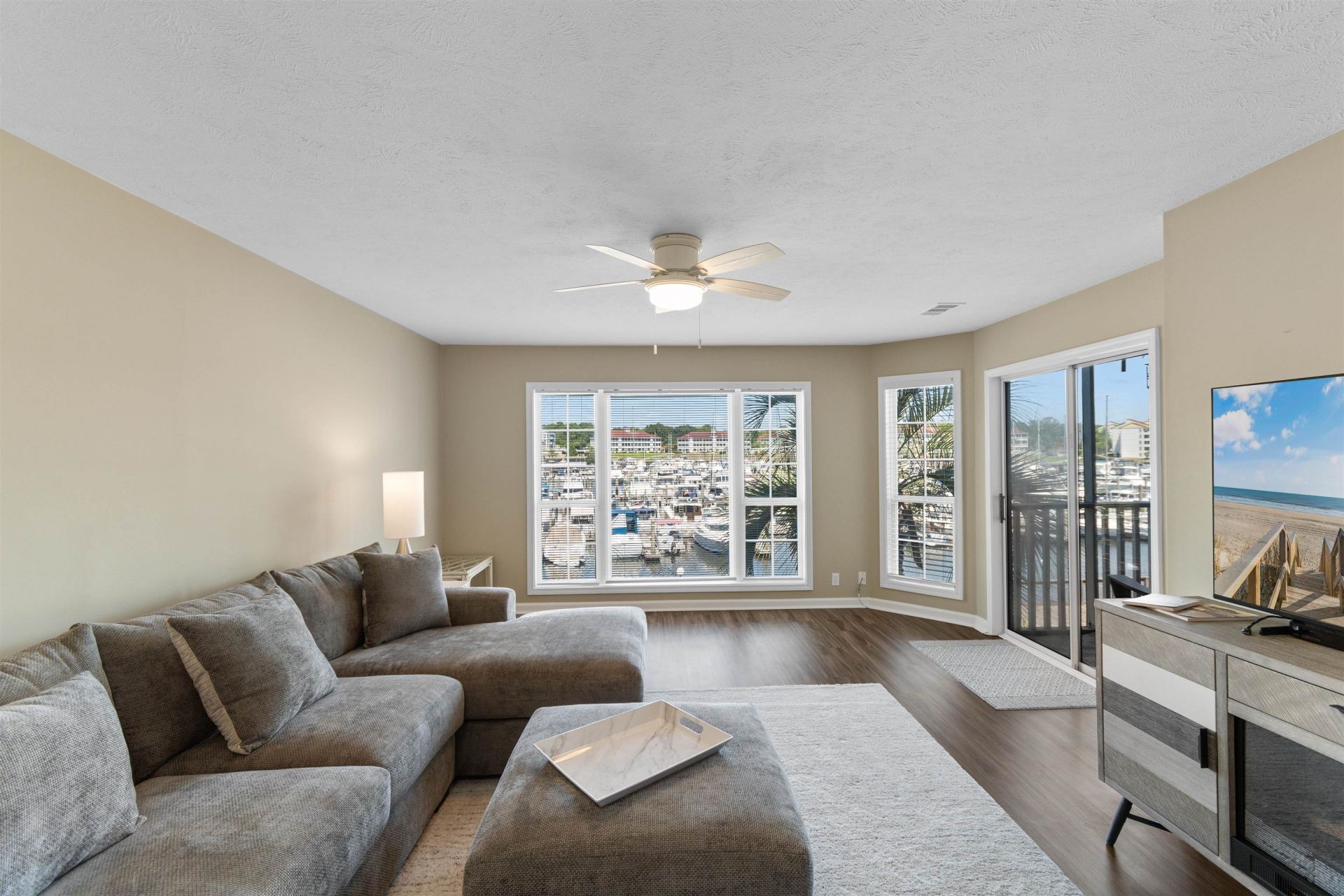 4633 Lightkeepers Way  Photo 13