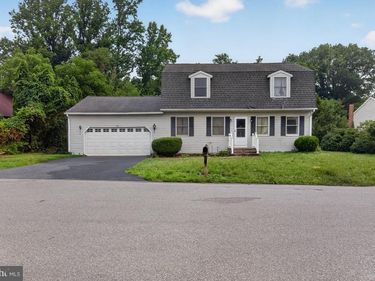 5570 MERIVALE COURT, HARRISBURG, PA 17112