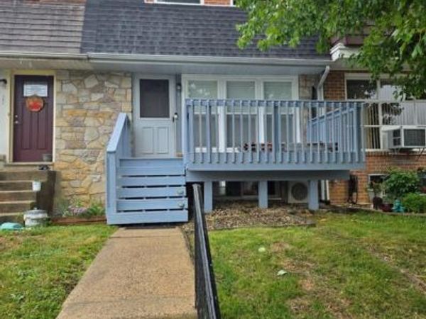 105 JOHN GLENN AVENUE, READING, PA 19607