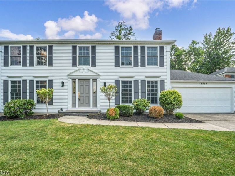 16531 Timberline Drive, Strongsville, OH 44136 Photo 2