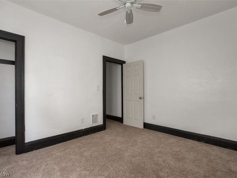 3692 E 146th Street, Cleveland, OH 44120 Photo 14