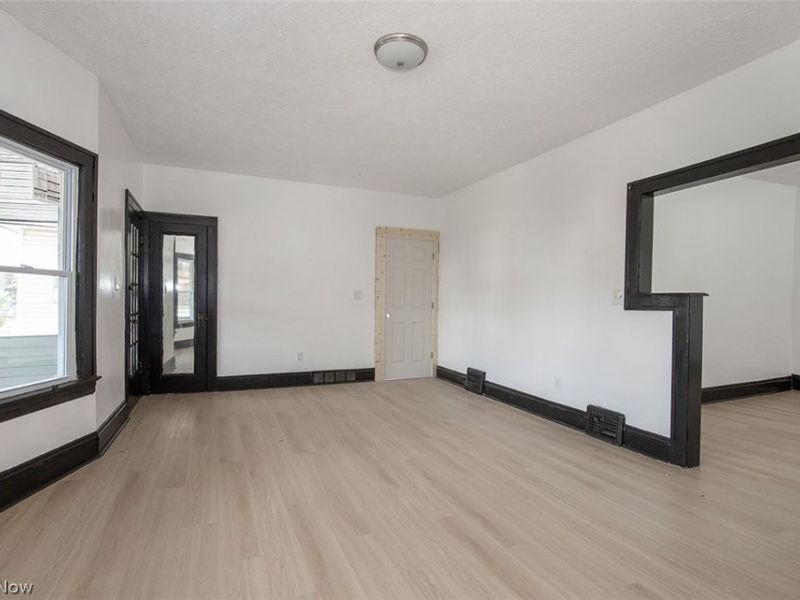 3692 E 146th Street, Cleveland, OH 44120 Photo 18