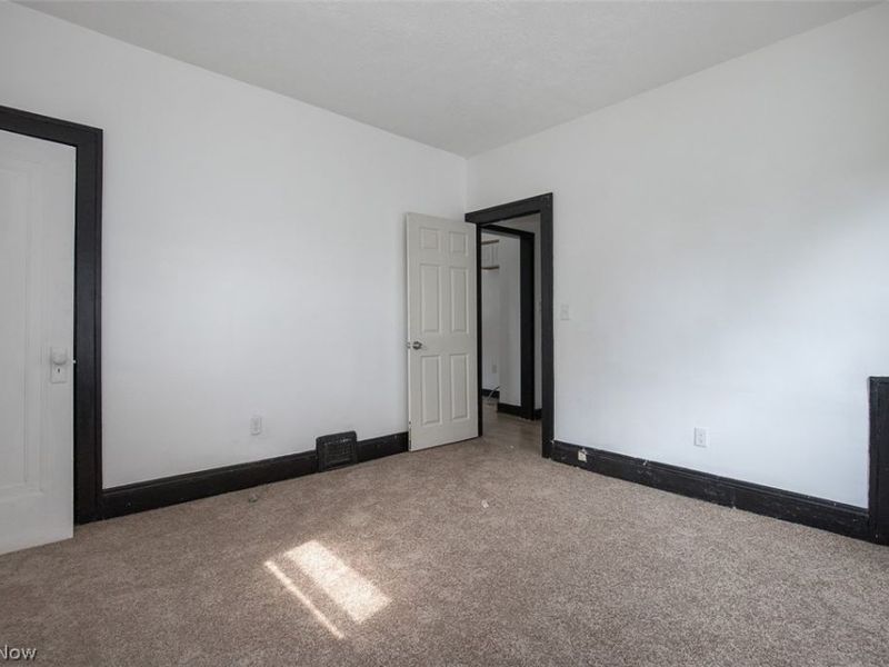 3692 E 146th Street, Cleveland, OH 44120 Photo 31