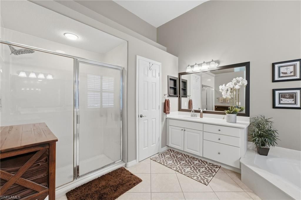 193 Skipping Stone Ln, Naples, FL 34119 Photo