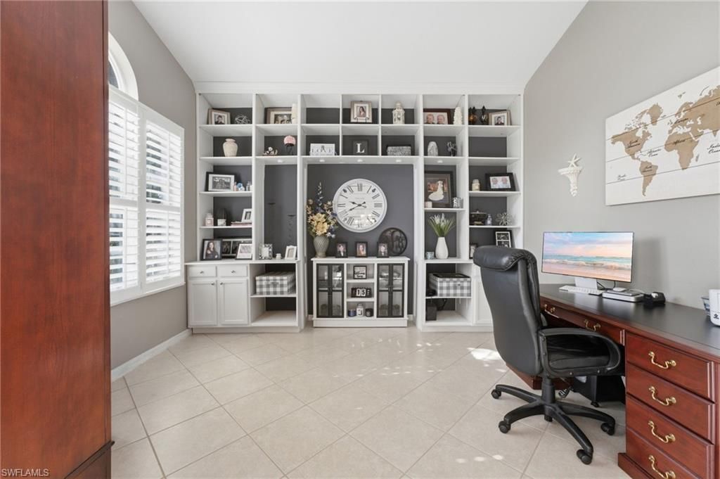 193 Skipping Stone Ln, Naples, FL 34119 Photo