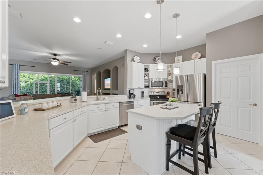 193 Skipping Stone Ln, Naples, FL 34119 Photo