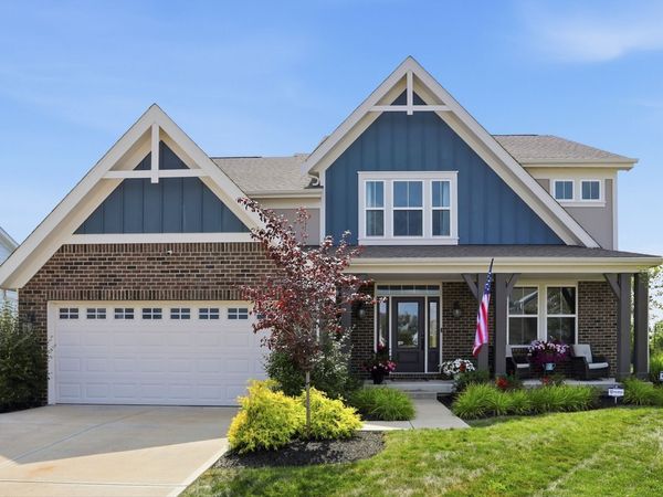 976 Pond View Drive, Greenfield, IN 46140
