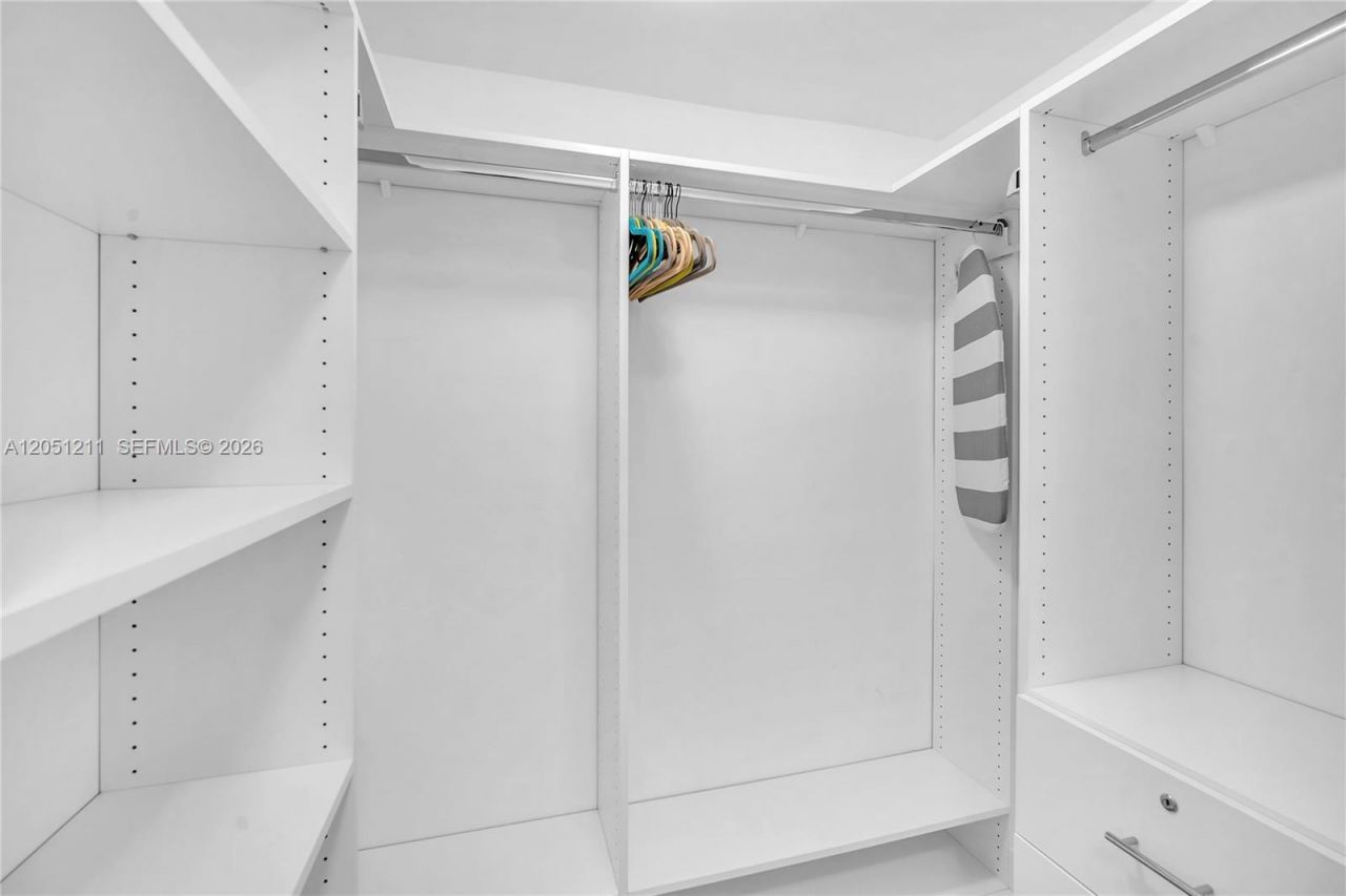 18800 NE 29th Ave, Unit 517 (Fully, Aventura, FL 33180 Photo