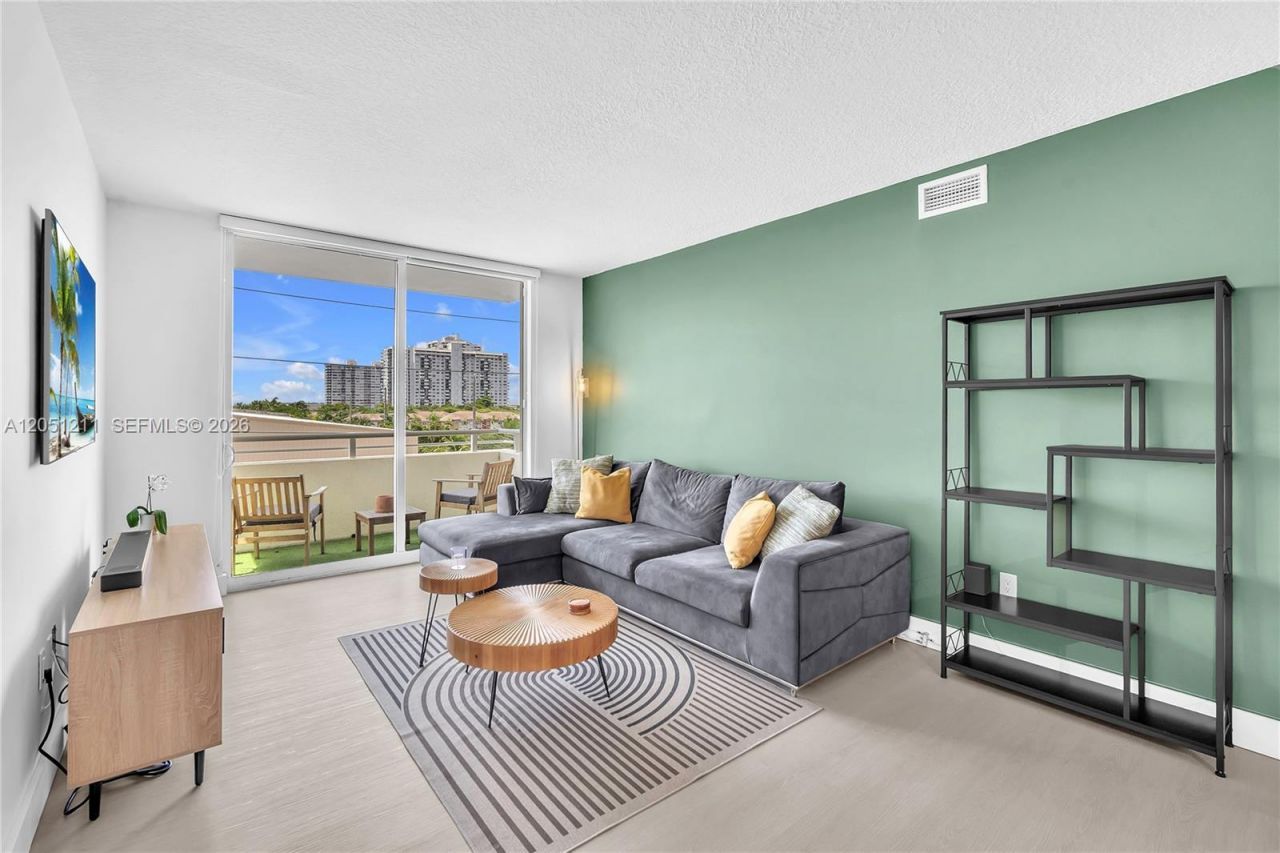 18800 NE 29th Ave, Unit 517, Aventura, FL 33180 Photo