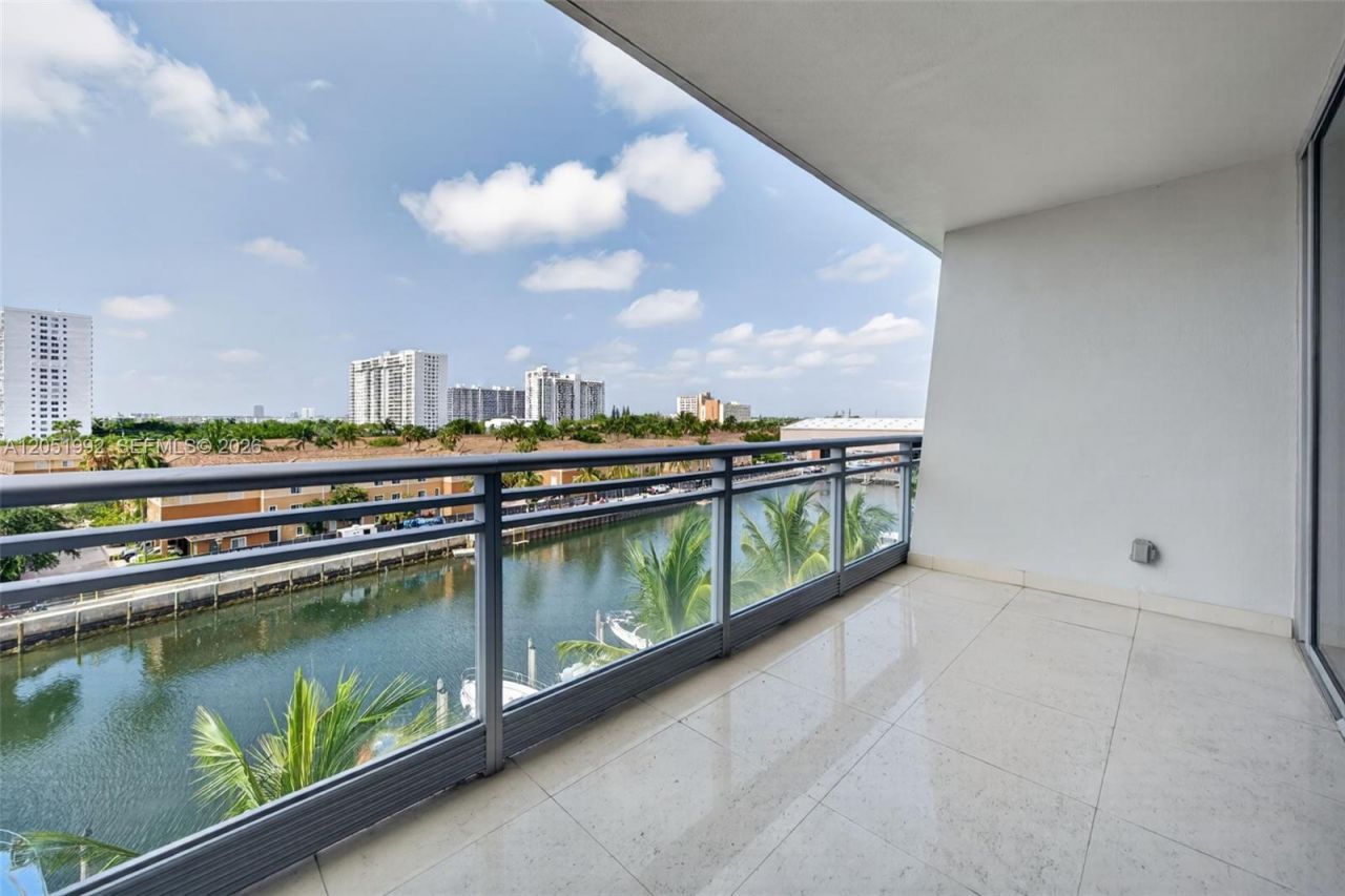 2950 NE 188th St , Unit 406, Aventura, FL 33180 Photo