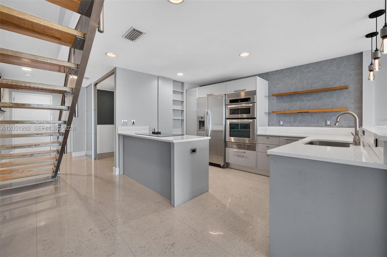 2950 NE 188th St , Unit 406, Aventura, FL 33180 Photo