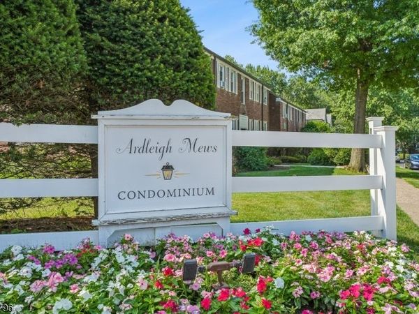 349 Bloomfield Ave, Verona, NJ 07044