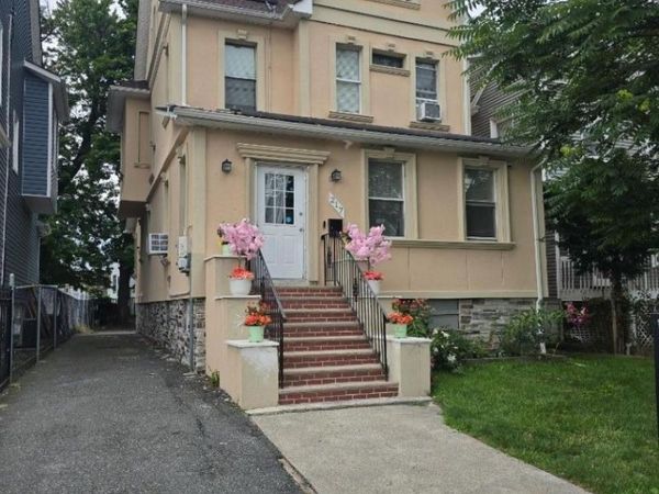 217 Rutledge Ave, East Orange, NJ 07017