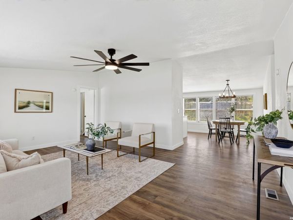 1302 Hickory Street, Jourdanton, TX 78026