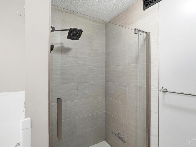 5878 Stonebridge Circle, Unit 104, Milford, OH 45150 Photo 26