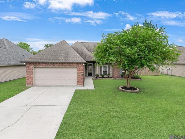 39461 Old Cornerstone Ct, Prairieville, LA 70769