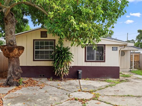 927 YALE STREET N, ST PETERSBURG, FL 33713