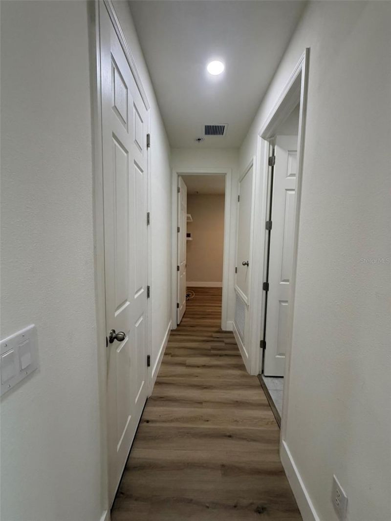 3467 74th Avenue Circle E, Sarasota, FL 34243 Photo