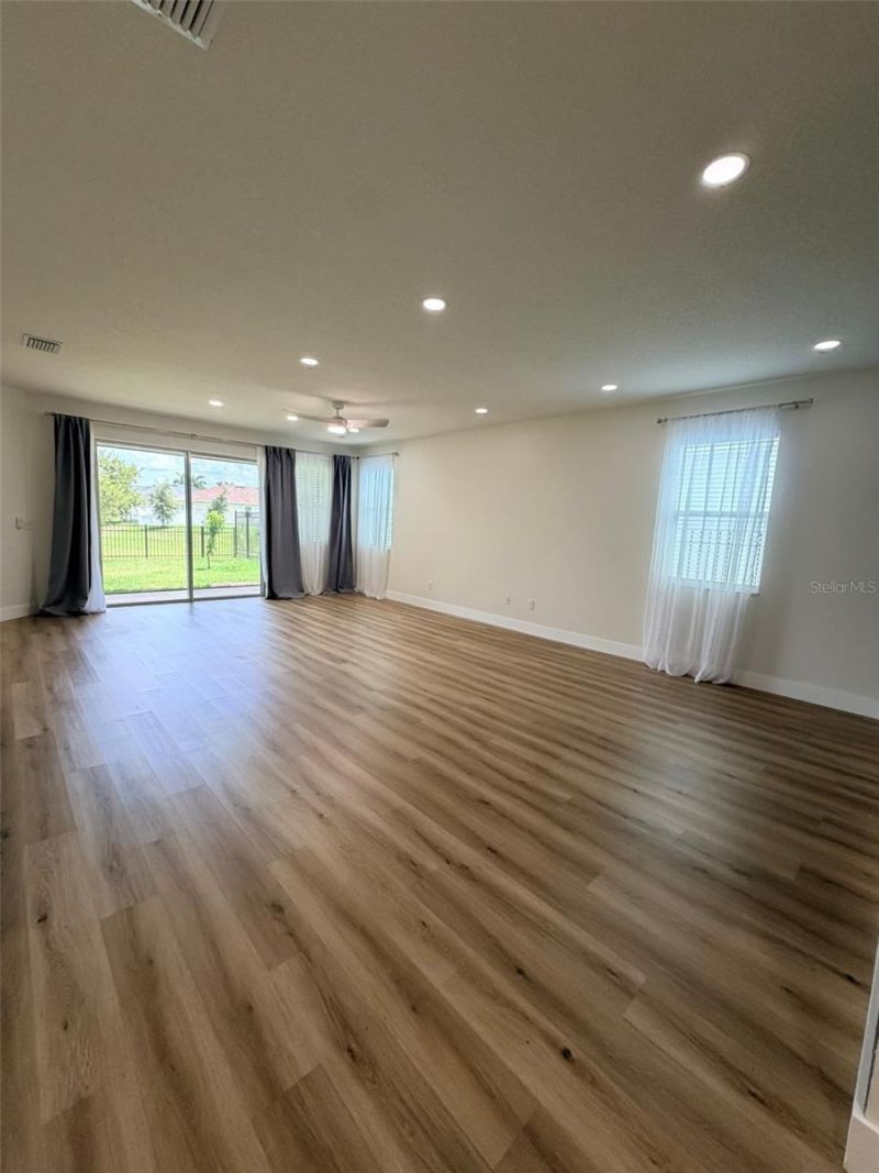 3467 74th Avenue Circle E, Sarasota, FL 34243 Photo
