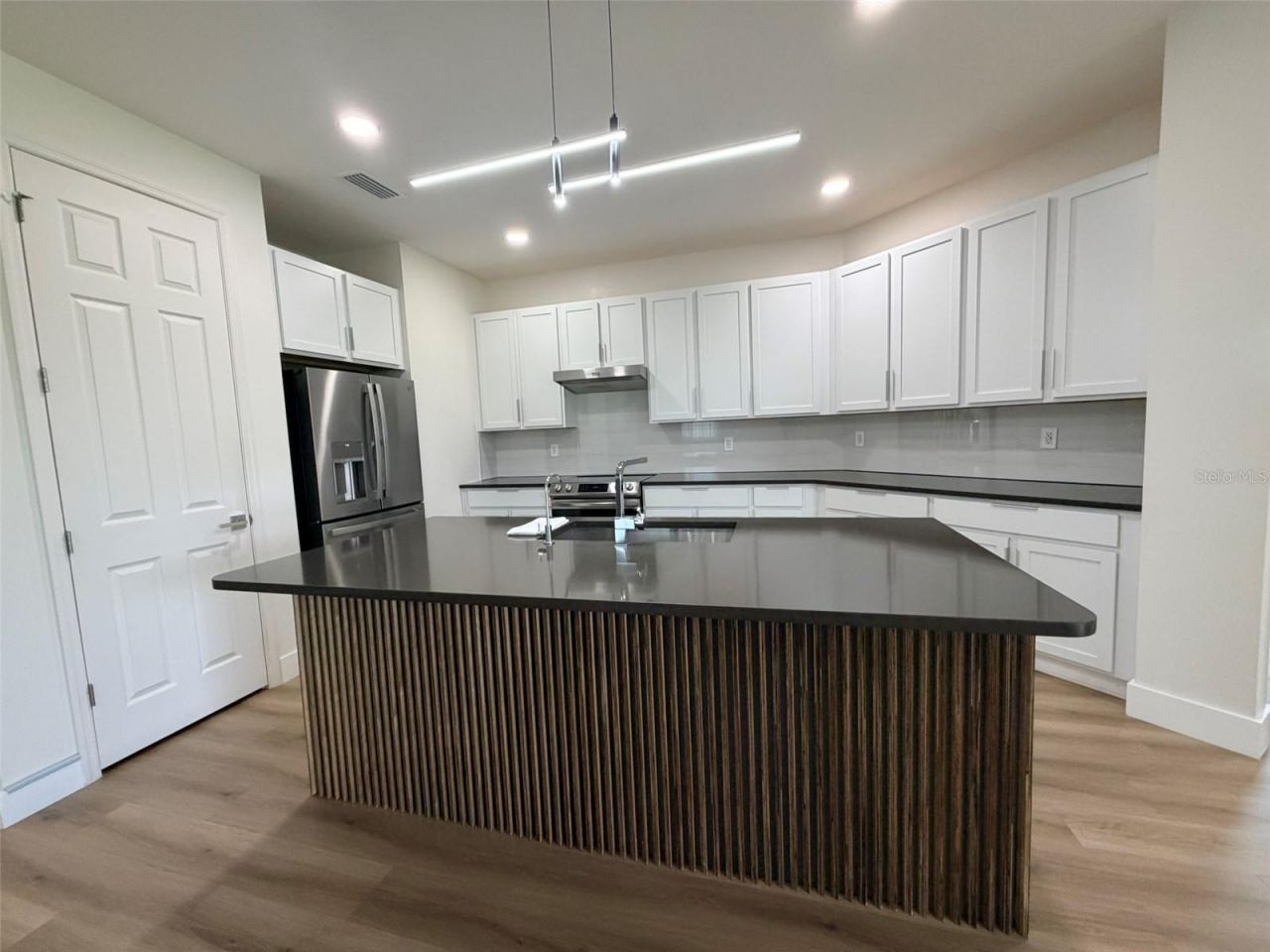 3467 74th Avenue Circle E, Sarasota, FL 34243 Photo