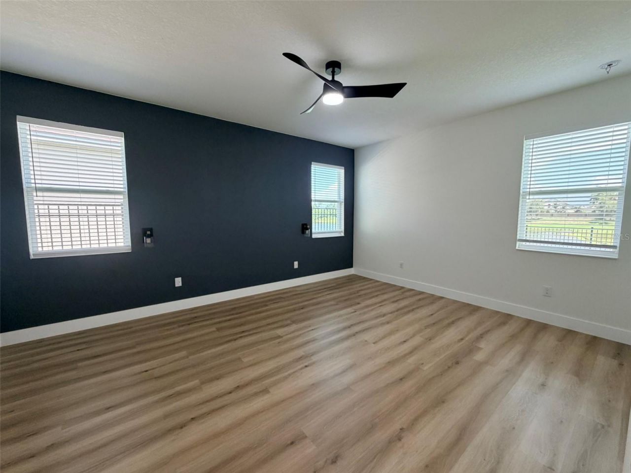 3467 74th Avenue Circle E, Sarasota, FL 34243 Photo