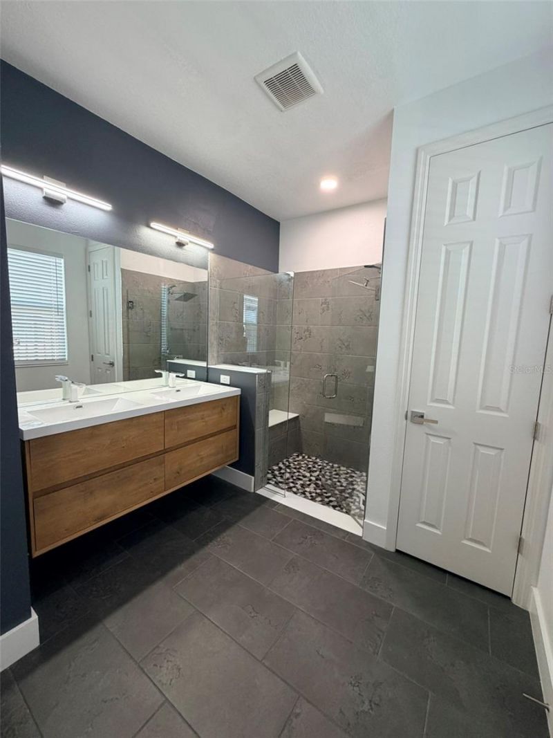 3467 74th Avenue Circle E, Sarasota, FL 34243 Photo