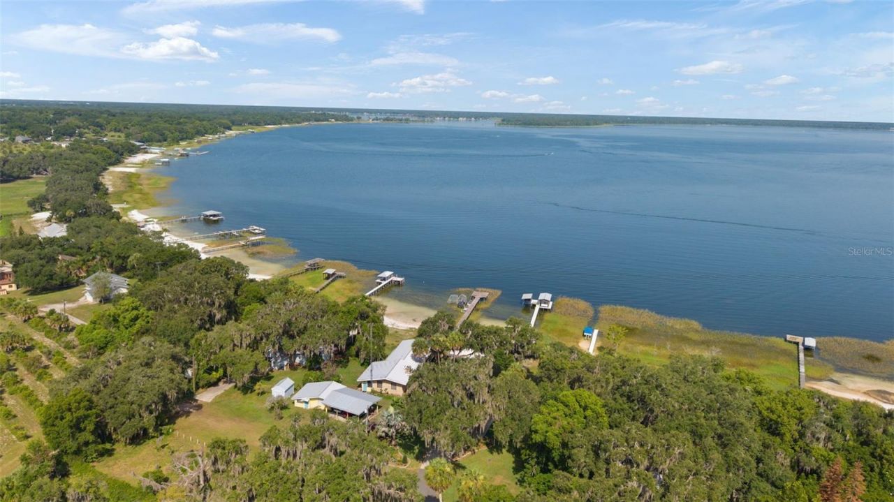 15562 SE 138th Terrace, Weirsdale, FL 32195 Photo