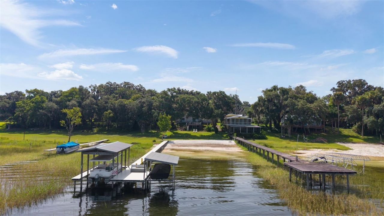 15562 SE 138th Terrace, Weirsdale, FL 32195 Photo