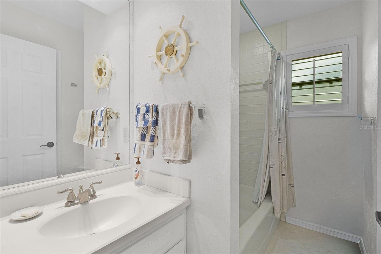 15562 SE 138th Terrace, Weirsdale, FL 32195 Photo