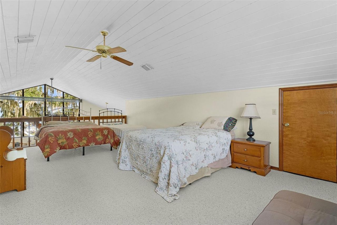 15562 SE 138th Terrace, Weirsdale, FL 32195 Photo