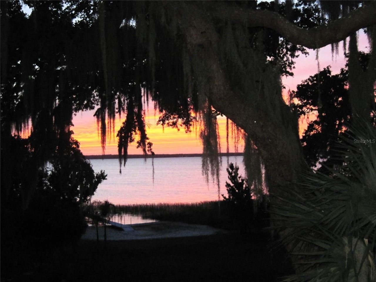 15562 SE 138th Terrace, Weirsdale, FL 32195 Photo