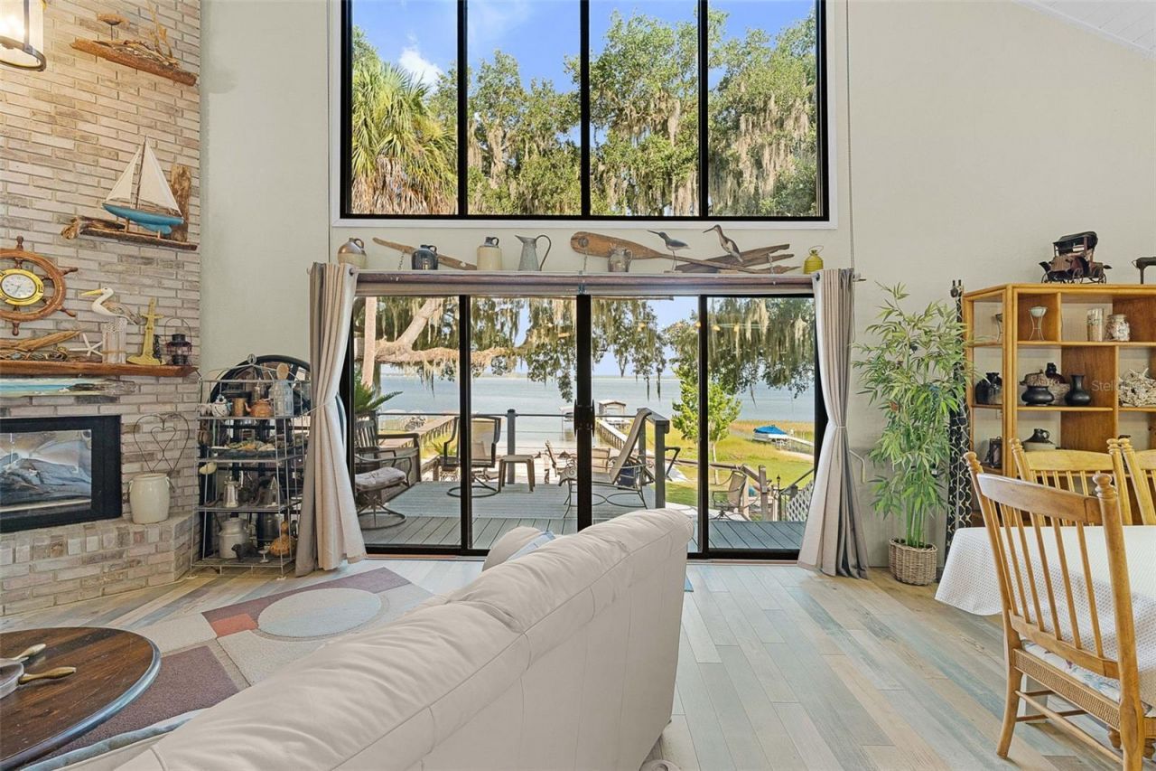 15562 SE 138th Terrace, Weirsdale, FL 32195 Photo