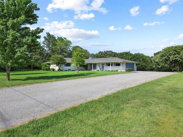 2200 S Lang Avenue, Denison, TX 75020