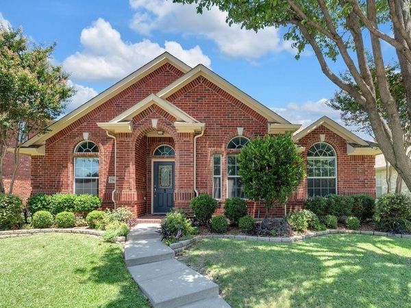 5612 Longhorn Drive, The Colony, TX 75056