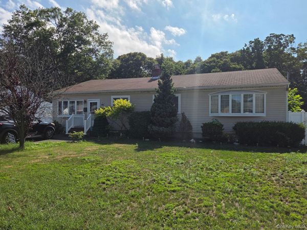 74 Tree Road, Centereach, NY 11720
