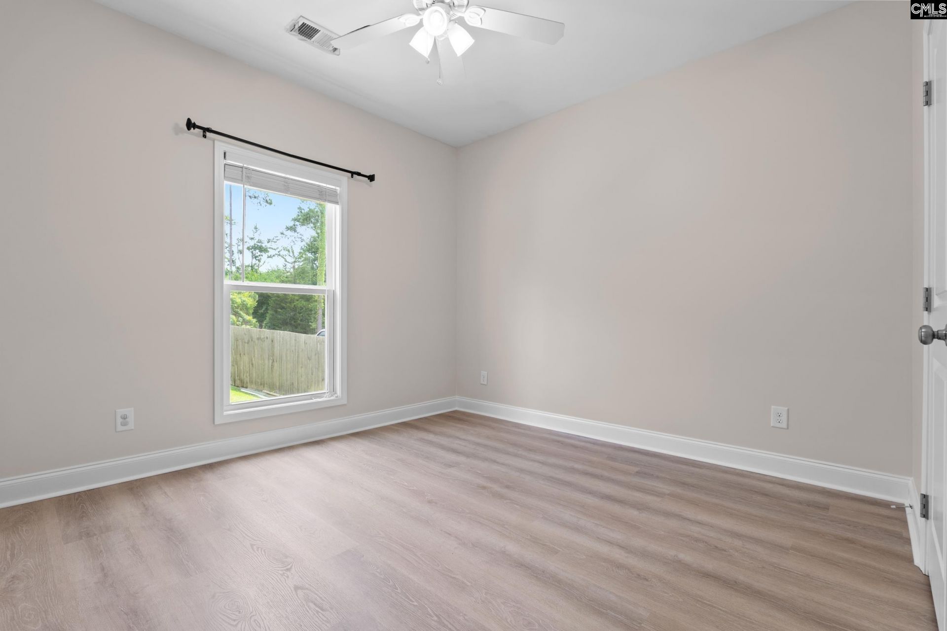 417 Dot Court Photo 25