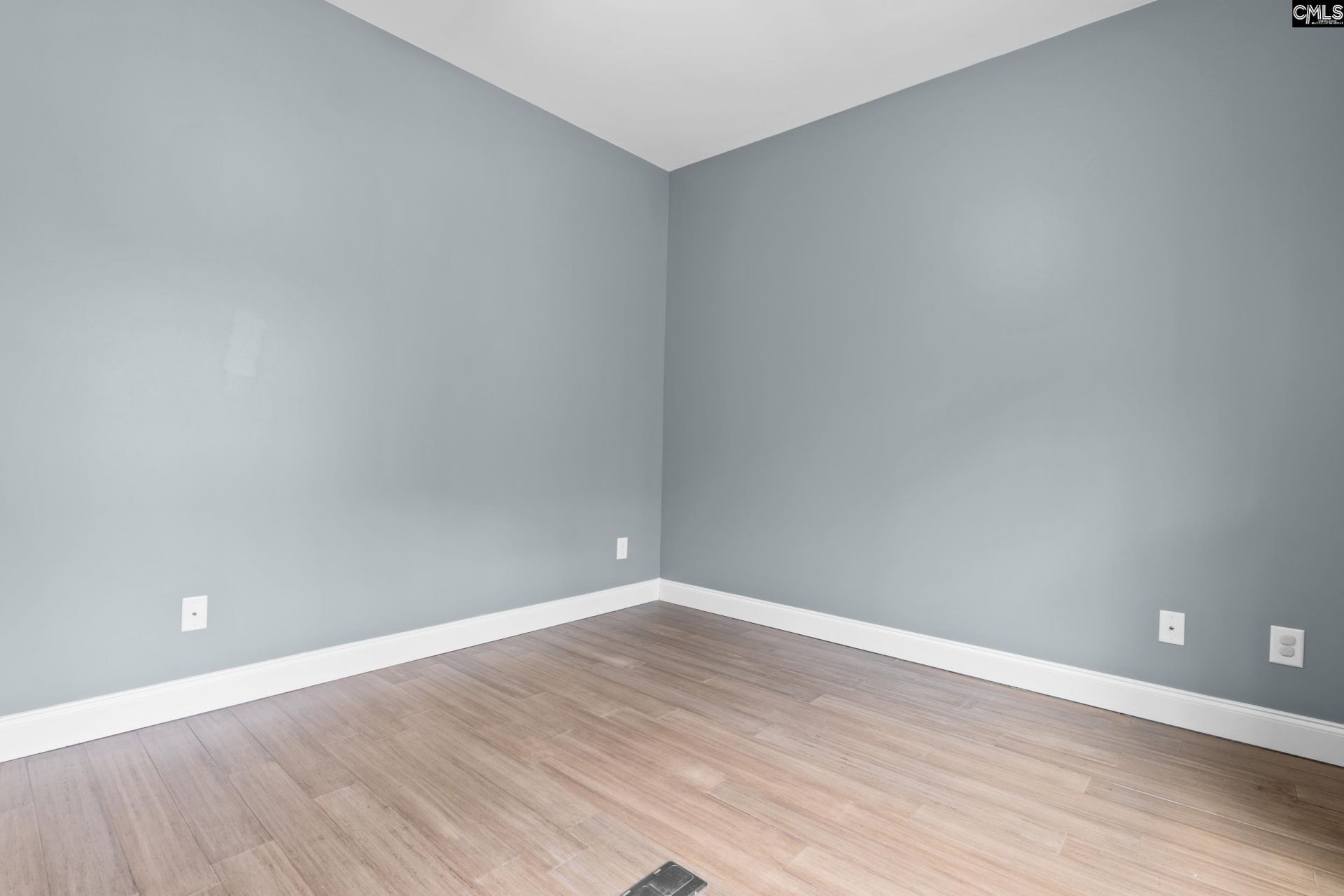 417 Dot Court  Photo 6