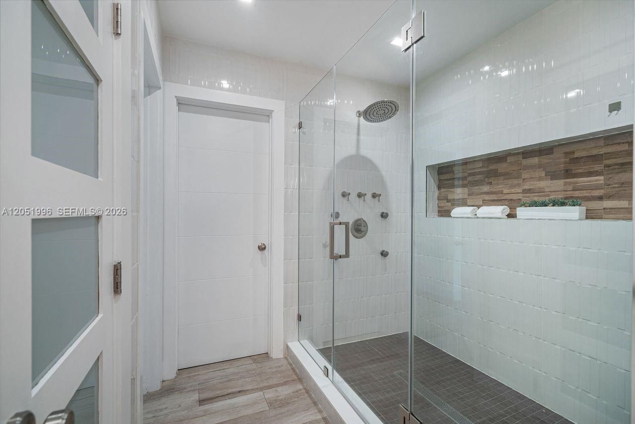 6370 SW 144th St , Coral Gables, FL 33158 Photo