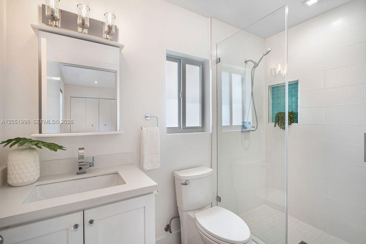 6370 SW 144th St , Coral Gables, FL 33158 Photo