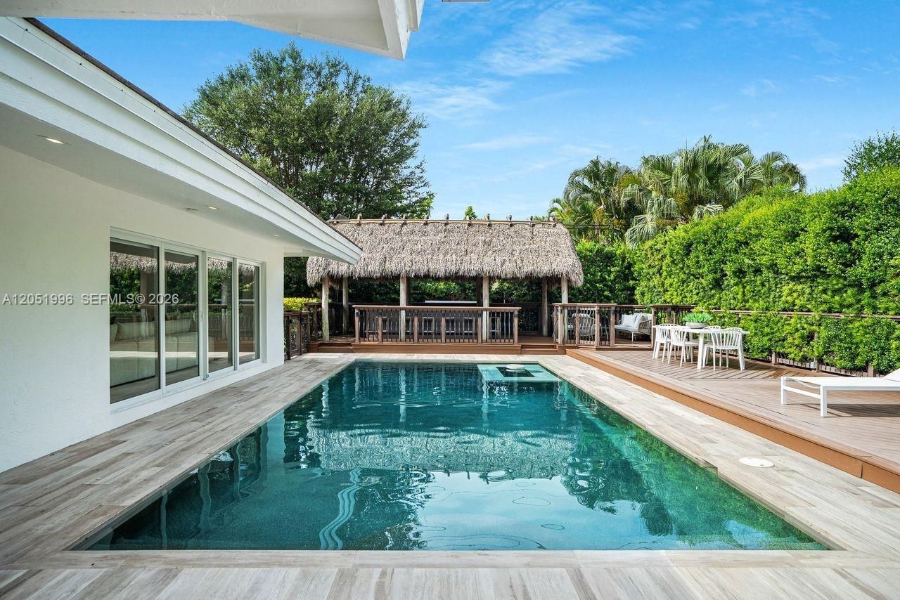 6370 SW 144th St , Coral Gables, FL 33158 Photo