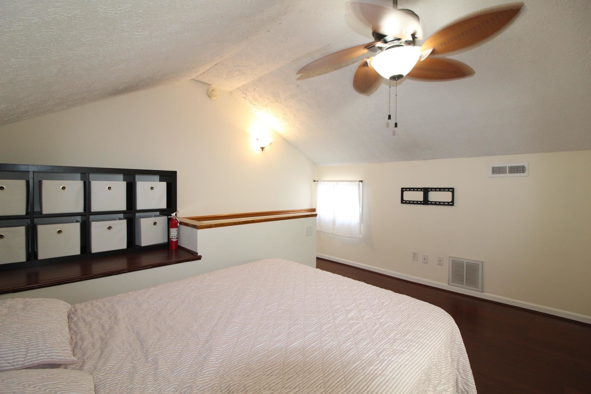 900 Deer Creek Rd.  Photo 17