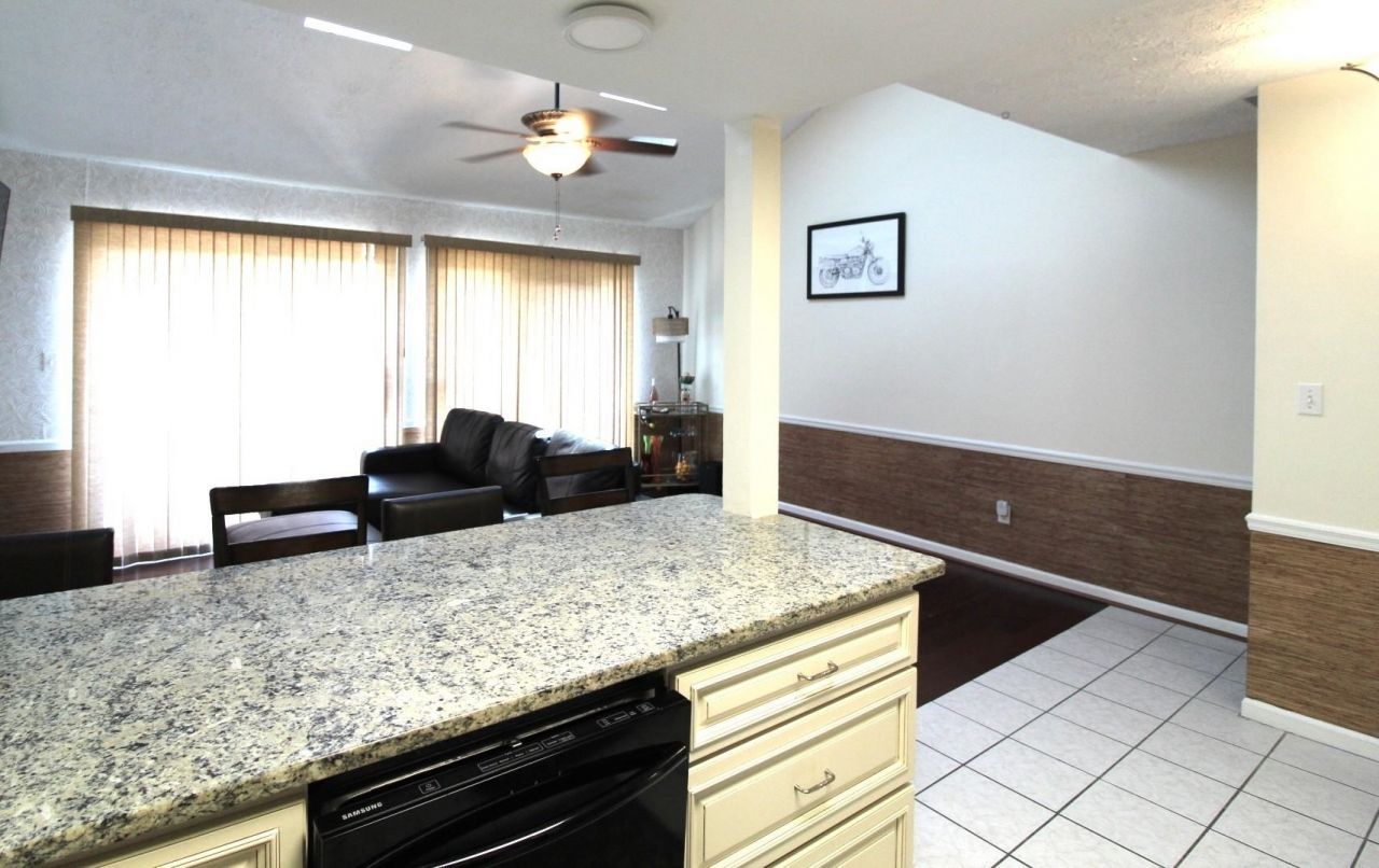 900 Deer Creek Rd.  Photo 6