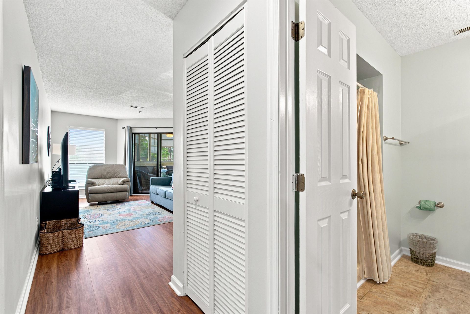 1101 Possum Trot Rd.  Photo 8
