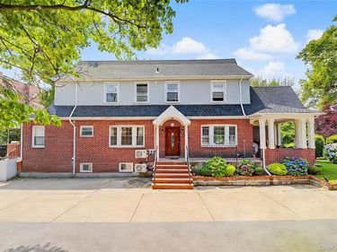609 161st Street, Whitestone, NY 11357
