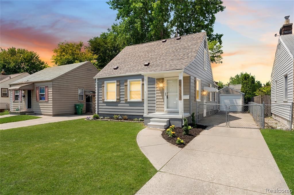 21767 Normandy Avenue, Eastpointe, MI 48021 Main Photo