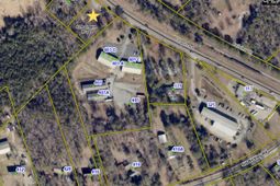 417b Chapin Road photo 4